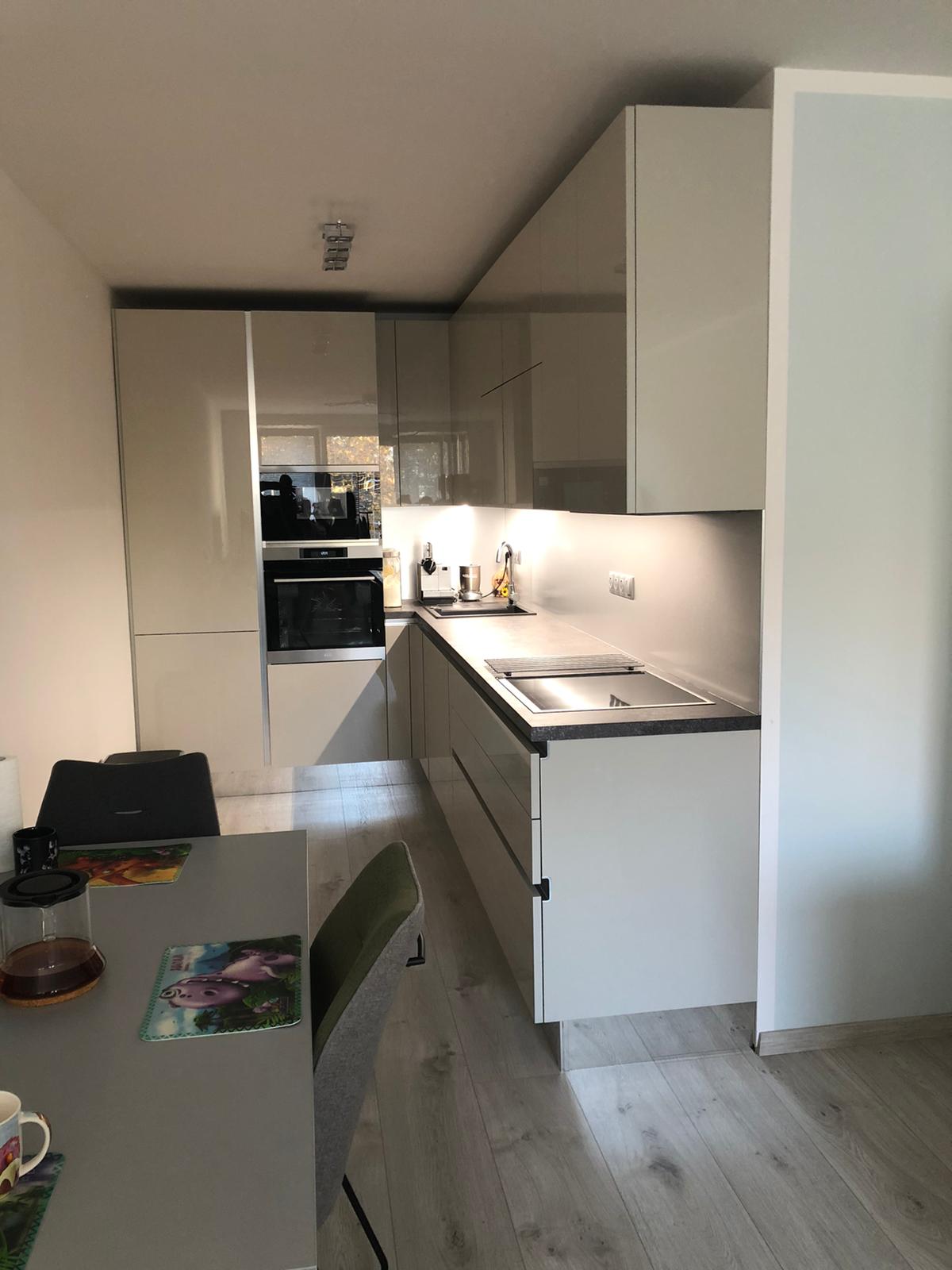 Kuchyně na míru — foto 14