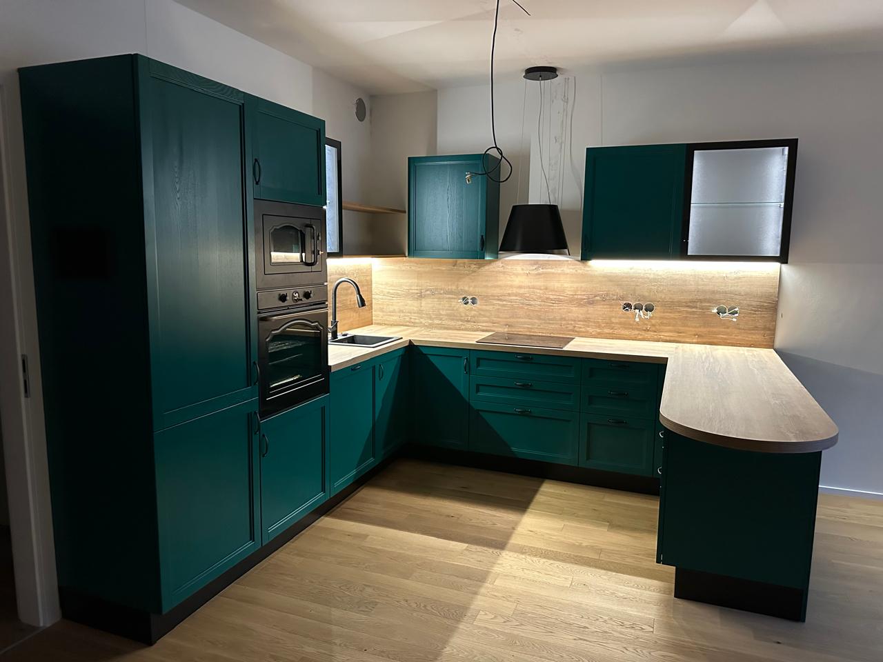 Kuchyně na míru — foto 25